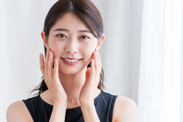 笑顔の女性